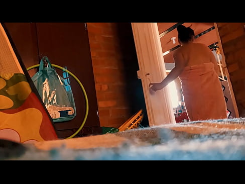 ❤️ Min onkel følger mig ind i brusebadet, han knepper mig, mens jeg tager et brusebad. ☑ Fucking video at da.pornpics-de.ru ☑